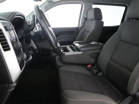 Used 2015 GMC Sierra 2500 SLE w/ SLE Preferred Package image 16