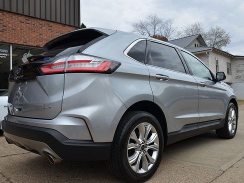 Used 2024 Ford Edge Titanium image 6