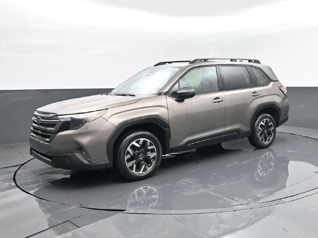 Used 2025 Subaru Forester Premium AWD/4WD image 1