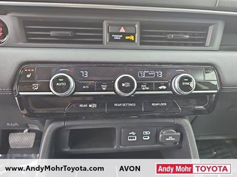 Used 2025 Honda Pilot Touring image 23