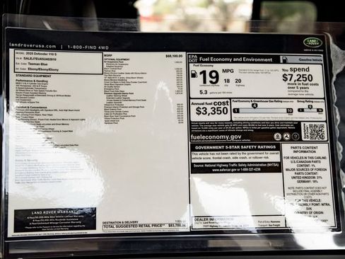 New 2025 Land Rover Defender 110 S AWD/4WD image 33