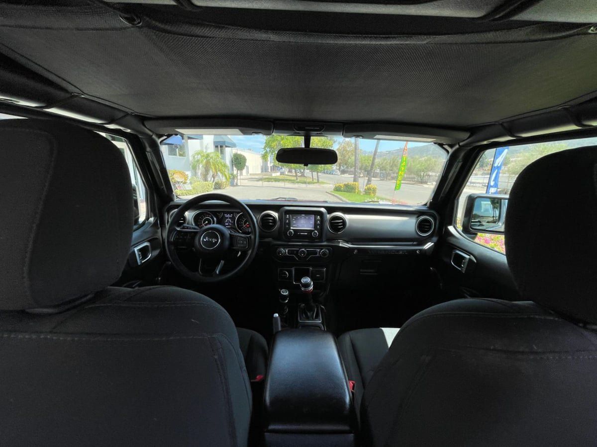Used 2018 Jeep Wrangler Sport AWD/4WD image 15