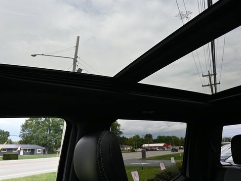 Used 2022 Ford F150 XLT w/ Equipment Group 302A High image 36