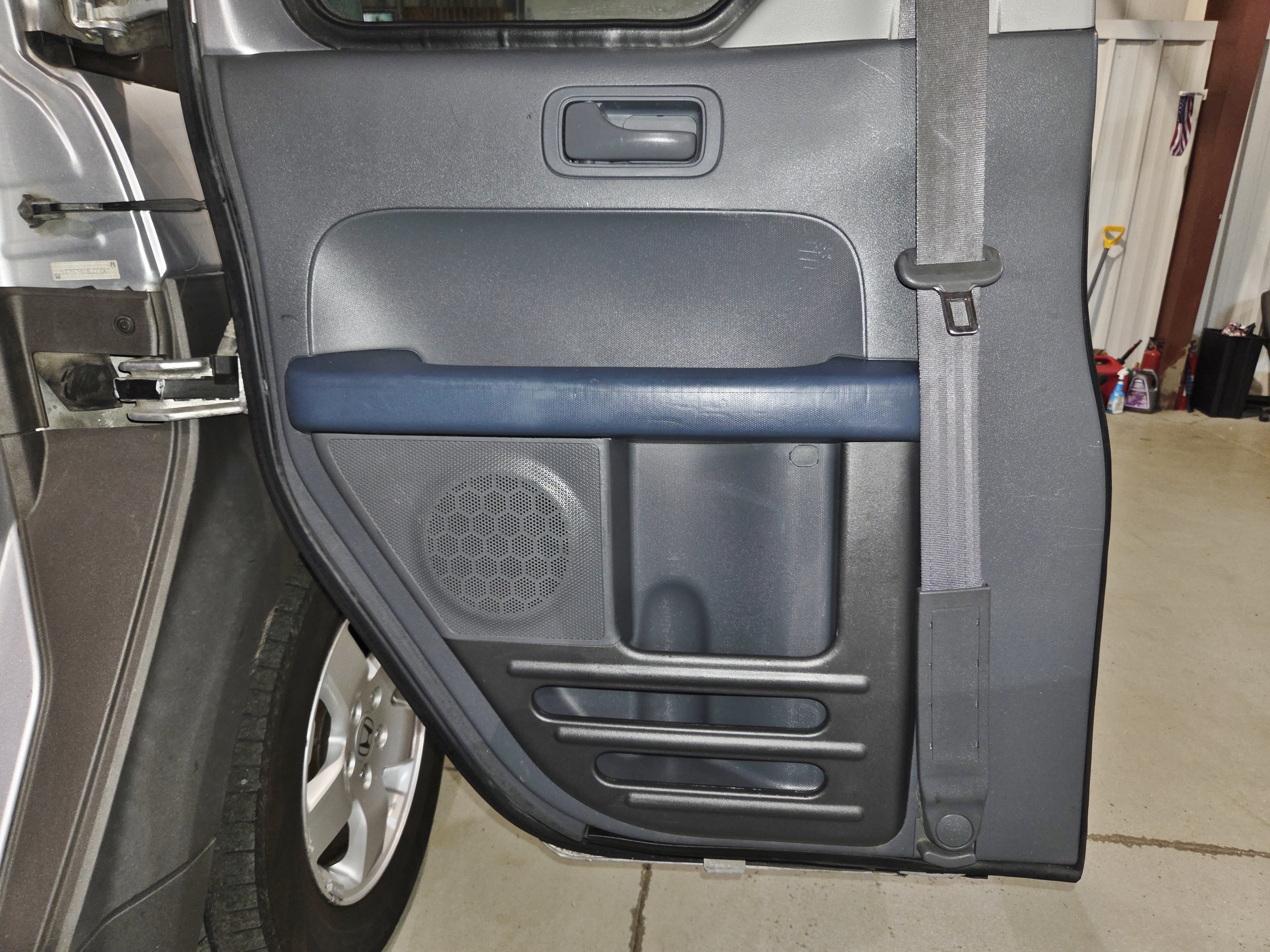 Used 2004 Honda Element EX image 17