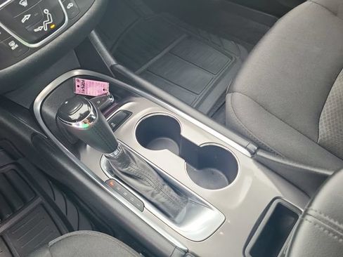 Used 2016 Chevrolet Malibu LT FWD image 26