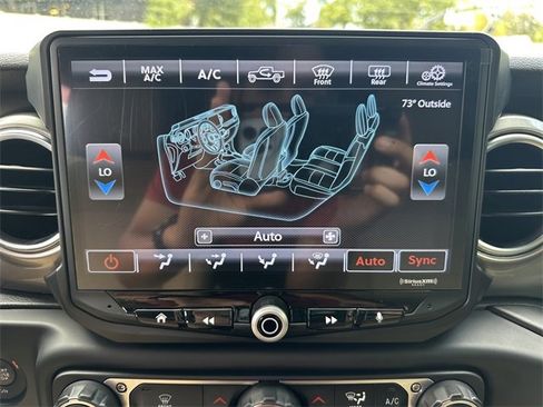 Used 2020 Jeep Gladiator Overland w/ Trailer Tow Package image 27