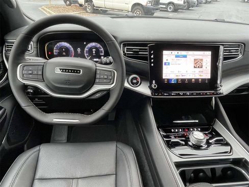 New 2025 Jeep Wagoneer Series II w/ Convenience Group I image 11