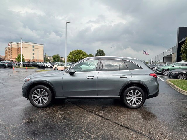 Used 2023 Mercedes-Benz GLC 300 4MATIC image 7