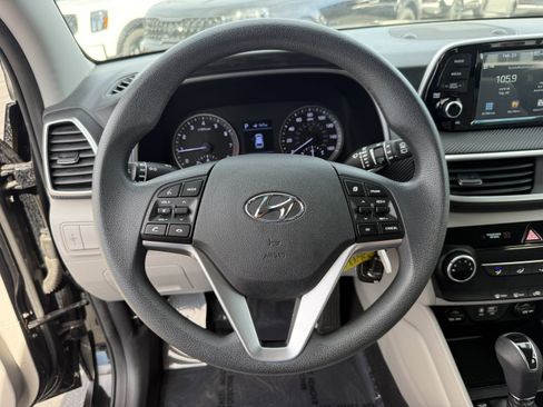 Used 2019 Hyundai Tucson SE image 16