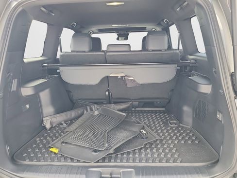 Used 2024 Lexus GX 550 image 12