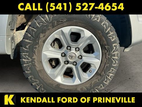 Used 2012 Toyota 4Runner SR5 w/ Convenience Pkg AWD/4WD image 14