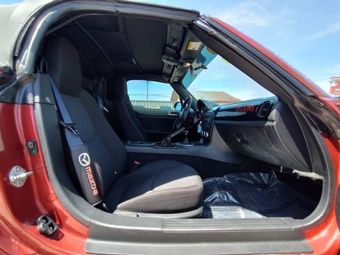 Used 2012 MAZDA MX-5 Miata Sport w/ Convenience Pkg RWD image 37