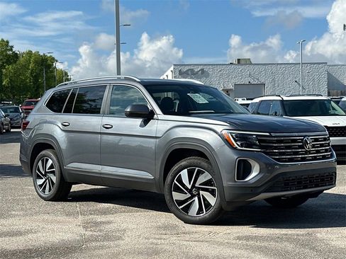 New 2025 Volkswagen Atlas SEL image 1