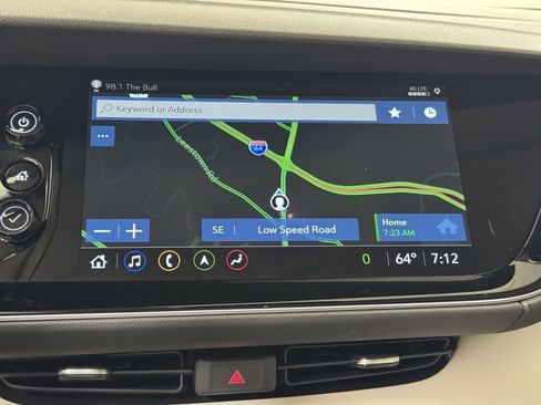 Used 2023 Buick Envision Avenir image 46