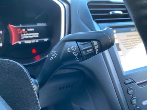 Used 2019 Ford Fusion Energi Titanium image 56