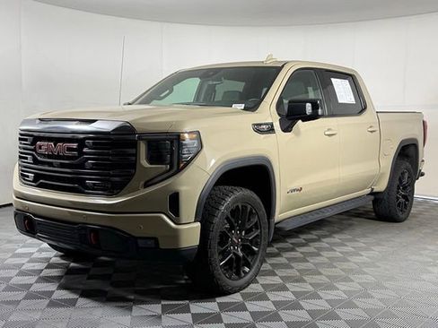 Used 2023 GMC Sierra 1500 AT4 w/ AT4 Premium Package AWD/4WD image 2