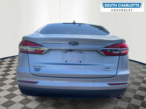 Used 2020 Ford Fusion SE FWD image 5