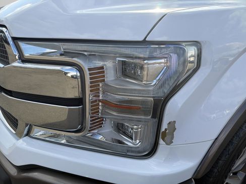 Used 2018 Ford F150 King Ranch image 10