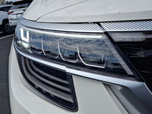 Used 2022 Kia Seltos SX AWD/4WD image 9