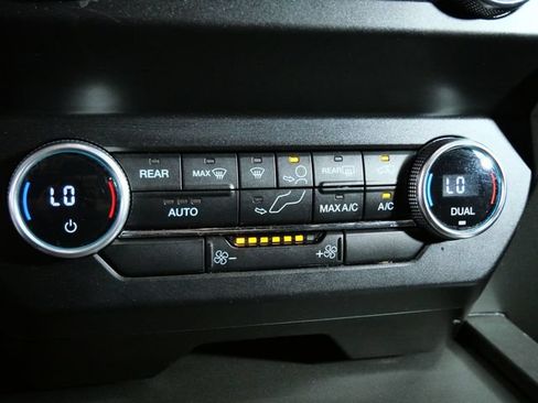 Certified 2021 Ford Expedition XLT w/ Black Accent Package AWD/4WD image 23