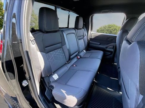 New 2026 Nissan Frontier SV w/ All-Weather Content Package AWD/4WD image 10