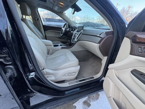 Used 2012 Cadillac SRX Luxury image 25