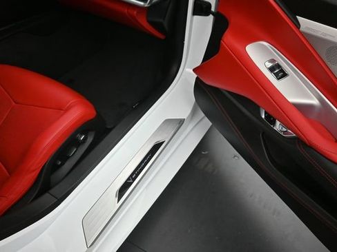 Used 2022 Chevrolet Corvette Stingray Premium Cpe w/ Z51 Performance Package RWD image 24