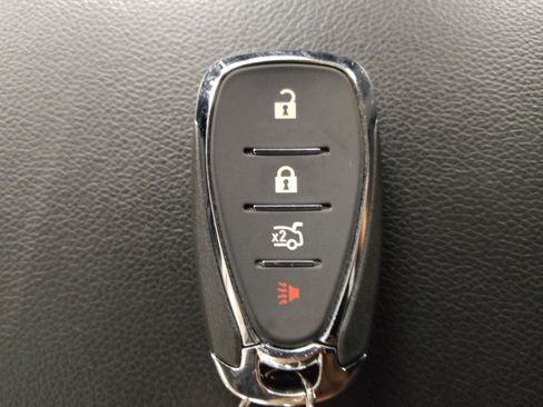 Used 2023 Chevrolet Malibu LS FWD image 32