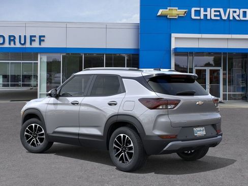 New 2026 Chevrolet TrailBlazer LT w/ Convenience Package FWD image 3