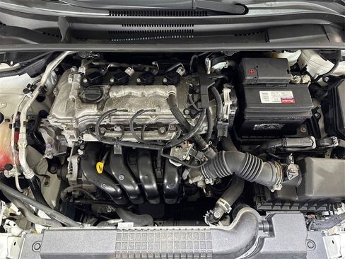 Used 2021 Toyota Corolla LE w/ Carpet Mat Package (TMS) FWD image 21