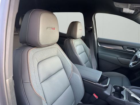 New 2026 GMC Terrain AT4 image 15