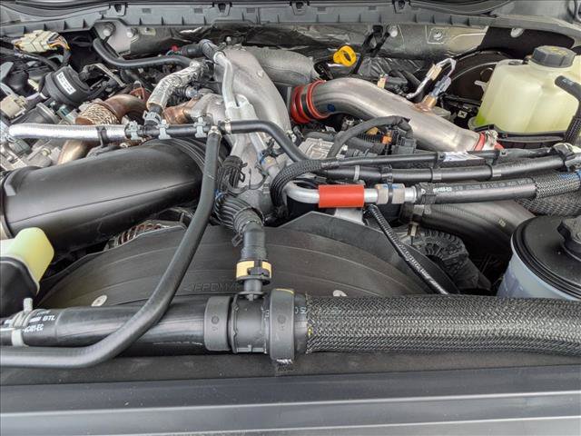 New 2025 Ford F250 4x4 Crew Cab Super Duty image 16