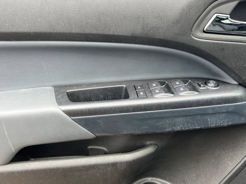 Used 2022 Chevrolet Colorado Z71 w/ Z71 Midnight Edition image 10