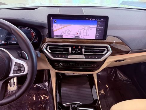 Used 2022 BMW X3 M40i w/ Premium Package image 27
