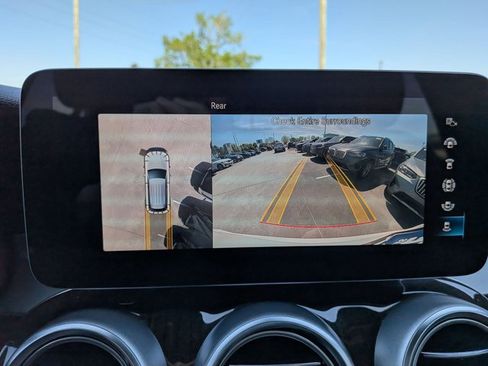 Used 2022 Mercedes-Benz GLC 300 GLC 300 image 14