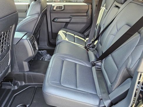 New 2026 Ford Bronco Big Bend w/ Black Diamond Package AWD/4WD image 15