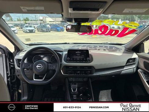 Certified 2023 Nissan Rogue SV FWD image 24