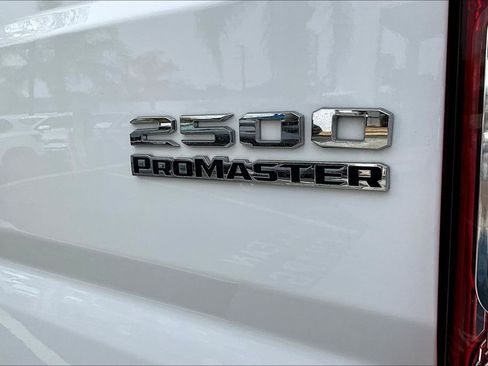 Used 2023 RAM ProMaster 2500 FWD image 20