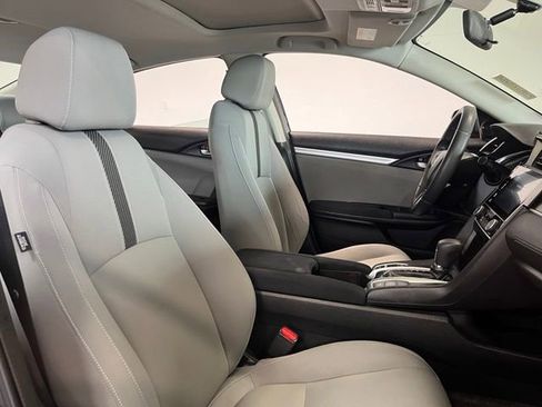 Used 2018 Honda Civic EX image 10