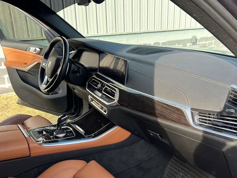 Used 2019 BMW X5 xDrive40i w/ Convenience Package AWD/4WD image 21