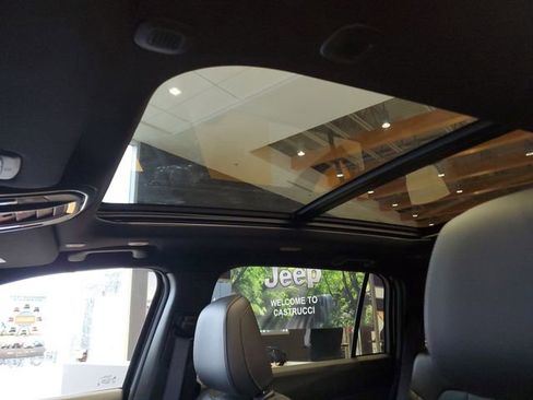 New 2026 Jeep Cherokee Laredo image 14