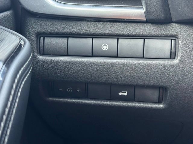 Used 2023 Nissan Rogue SV w/ SV Premium Package AWD/4WD image 31