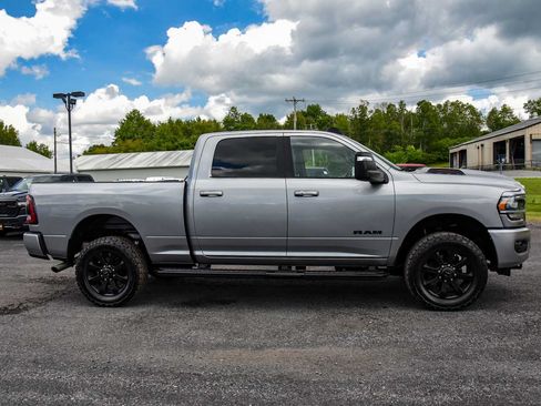 Used 2023 RAM 2500 Laramie w/ Night Edition AWD/4WD image 2