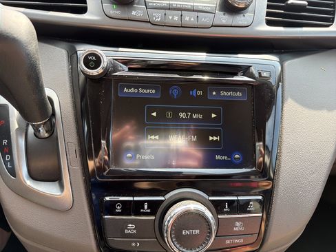 Used 2015 Honda Odyssey EX-L image 22