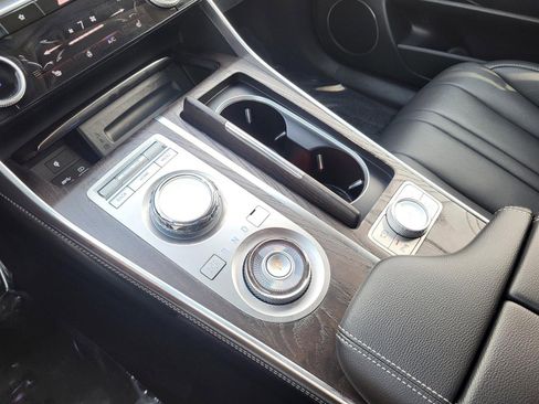 Used 2024 Genesis GV80 2.5T image 19