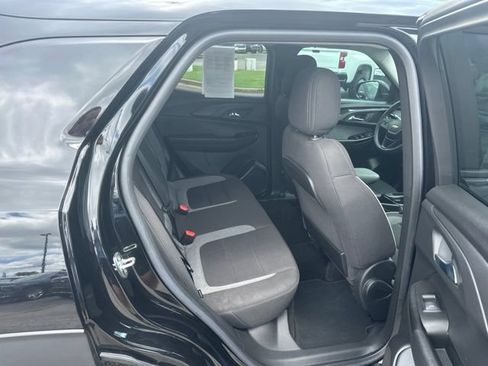 Used 2023 Chevrolet TrailBlazer LT AWD/4WD image 29