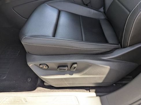 Used 2021 Volkswagen Atlas Cross Sport SE FWD image 19