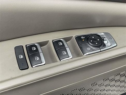 New 2026 Kia Carnival EX image 25