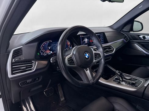 Used 2023 BMW X5 xDrive40i w/ M Sport Package image 9