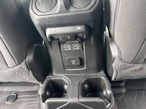 Used 2023 Jeep Wrangler Sahara w/ Cold Weather Group image 34